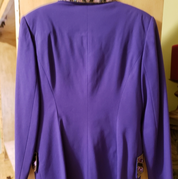 Purple/violet suit/ beaded collar - Picture 3 of 16